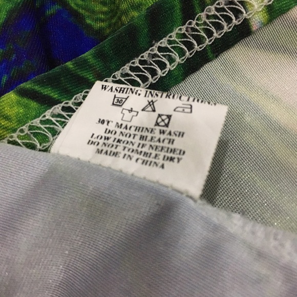 Alice in Wonderland & Little Mermaid Parody Graphic Print Tank Top x 2 Size S - Picture 7 of 10